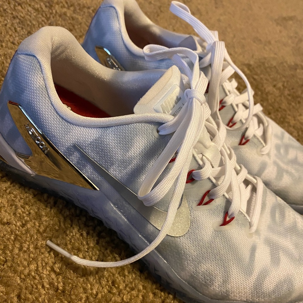 Nike Metcons Limited Edition Women’s 8.5
